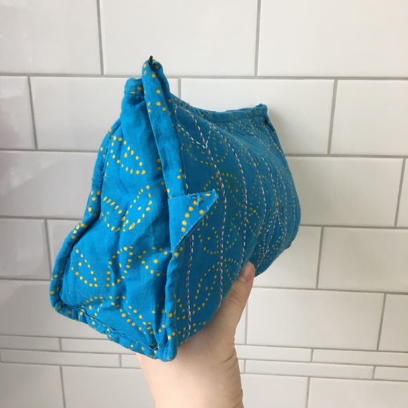 Fair Trade Zippered Organizer Bag - Picture 2 of 14